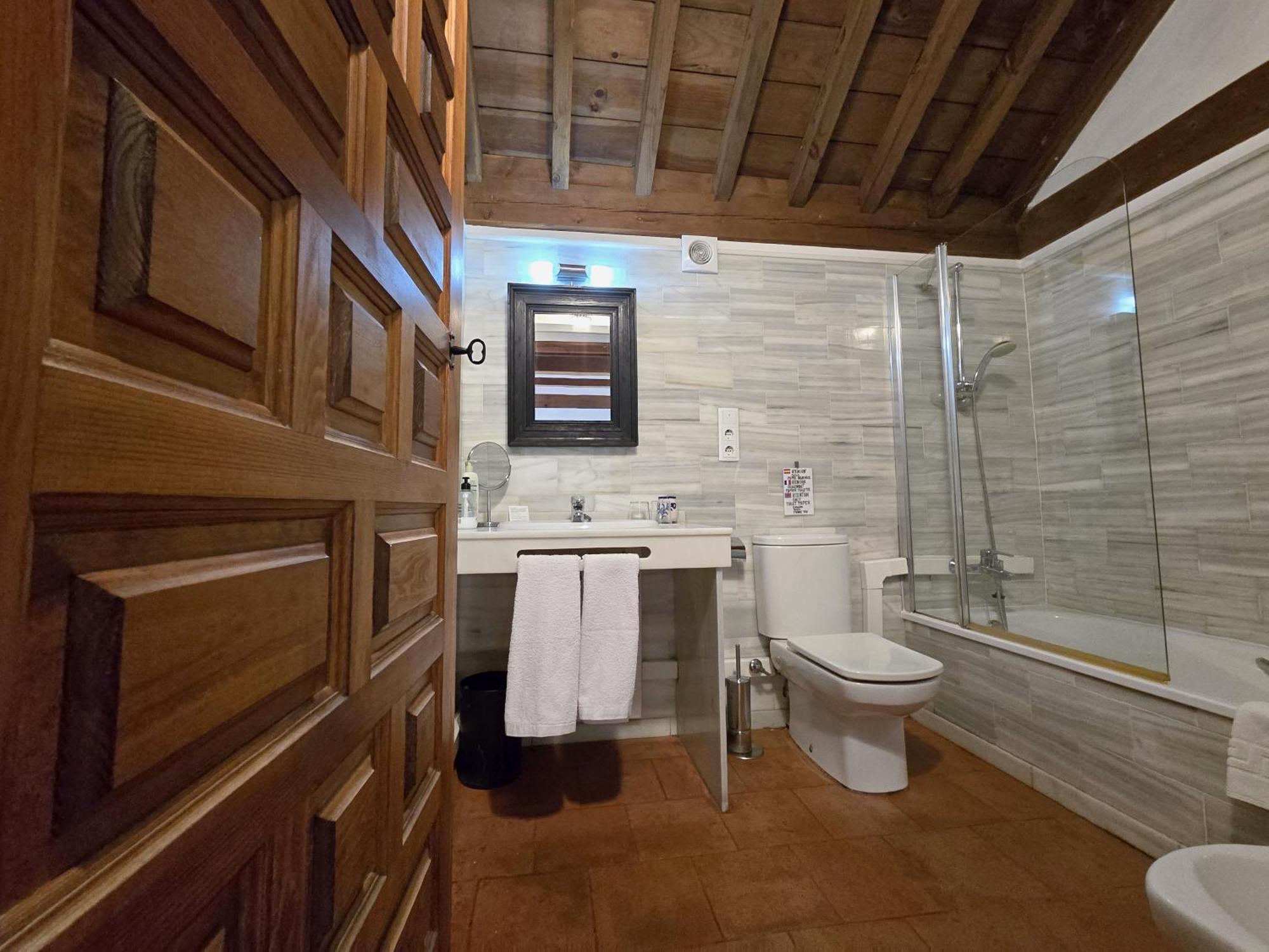 Hotel Santa Isabel La Real Γρανάδα Εξωτερικό φωτογραφία
